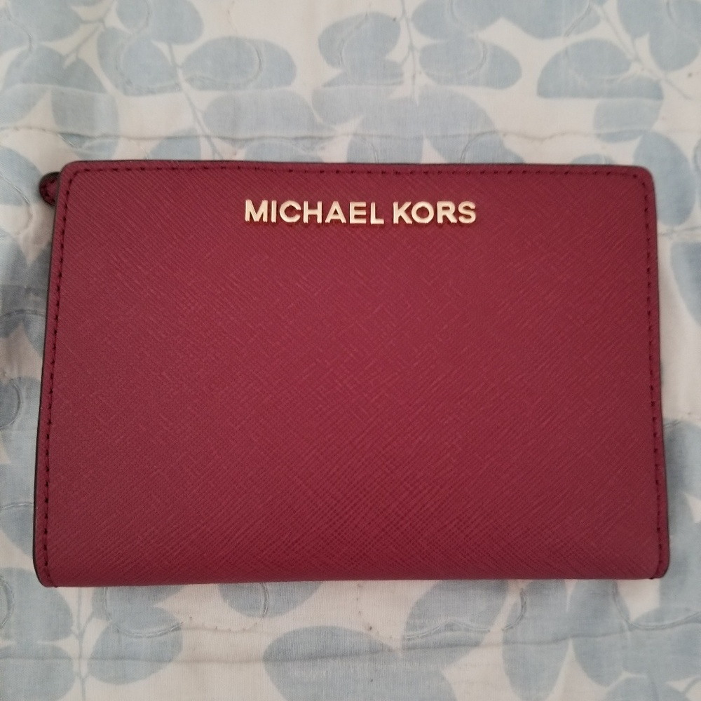 Michael kors wallet